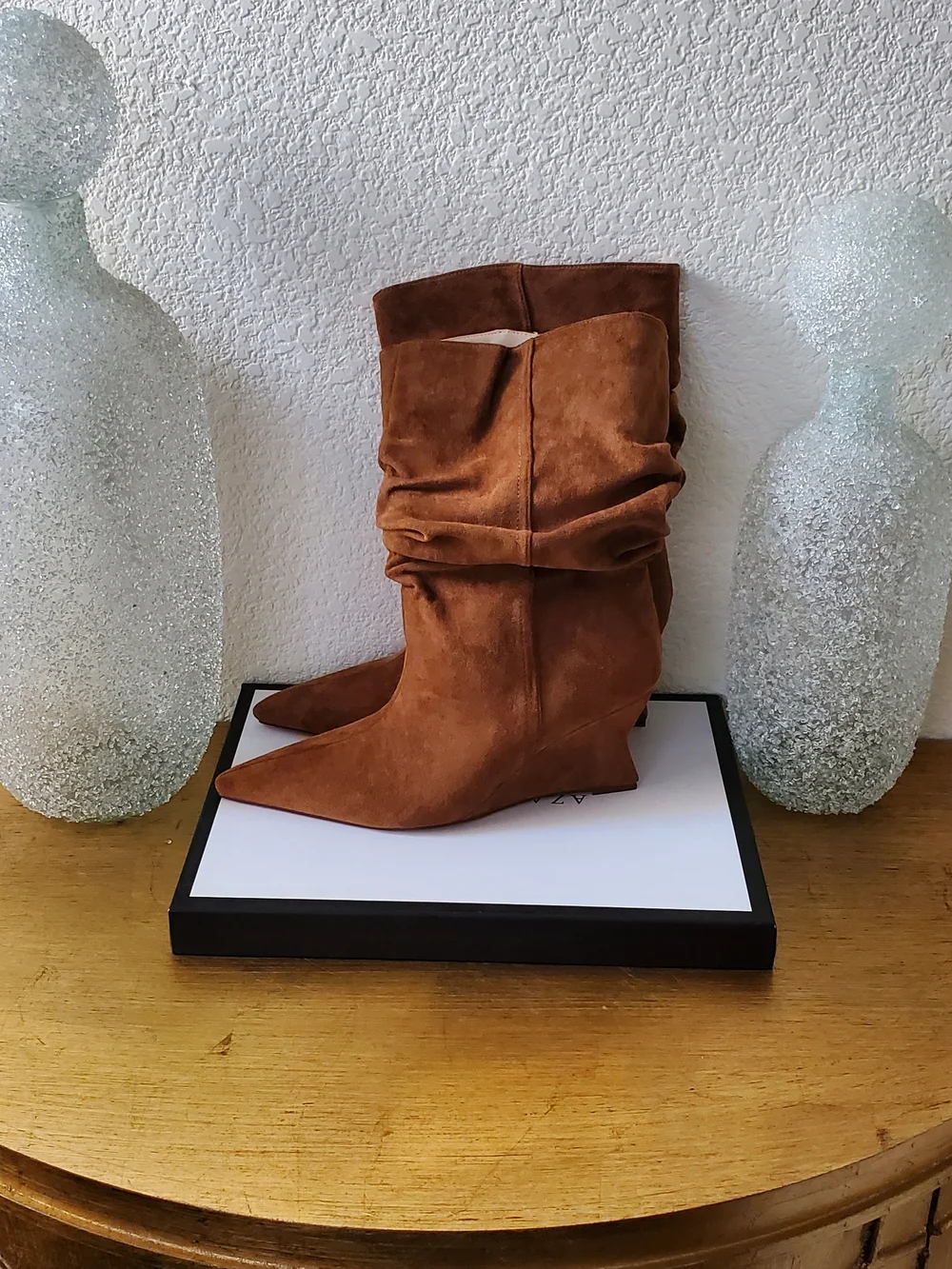 NWT Women's Ruched Suede Wedge Boot in Tan Size 10 *Never Worn*